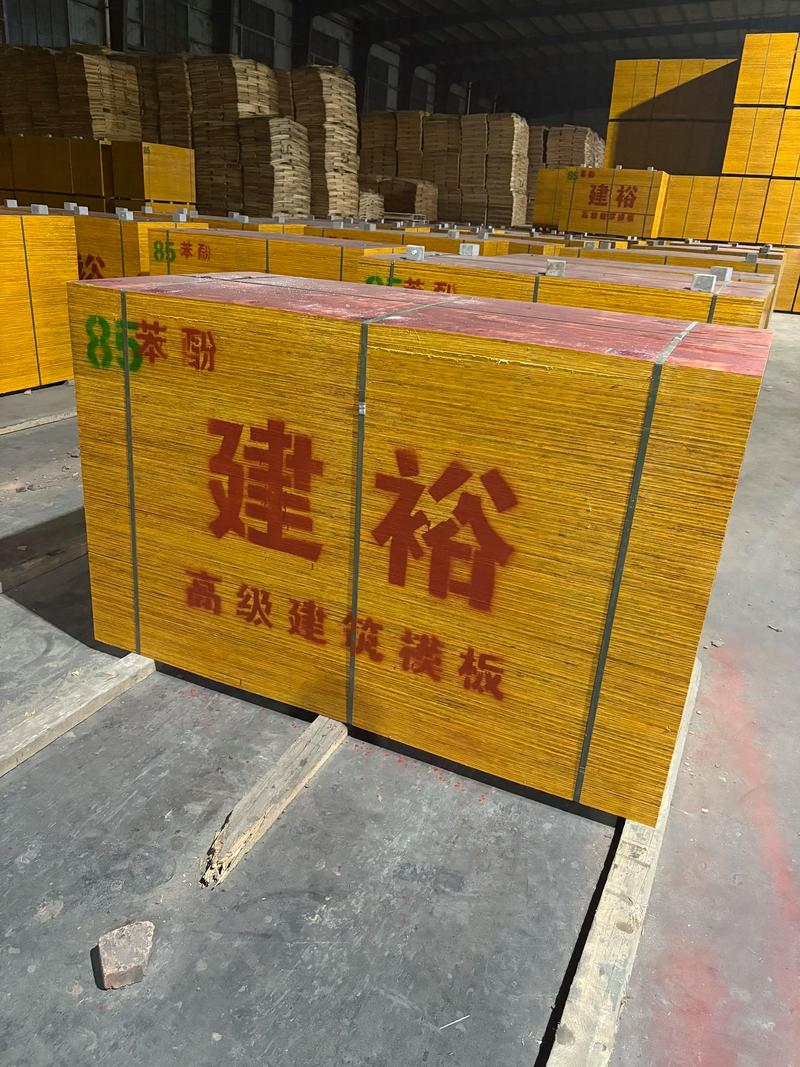 实木板材：自然与品质的完美结合